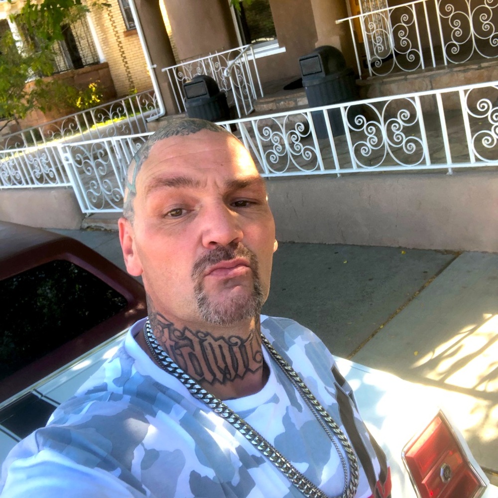 Meet your Posher, Charles